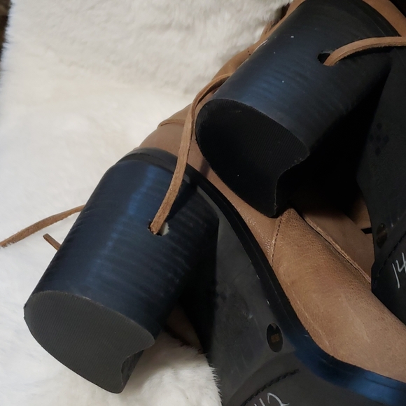 Vince Camuto skylas leather buckle boots - Picture 10 of 16